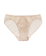 ディープＶリーフアーチショーツ