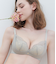 自盛れノンワイヤーブラ