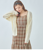 透かしフラワーカーディガン