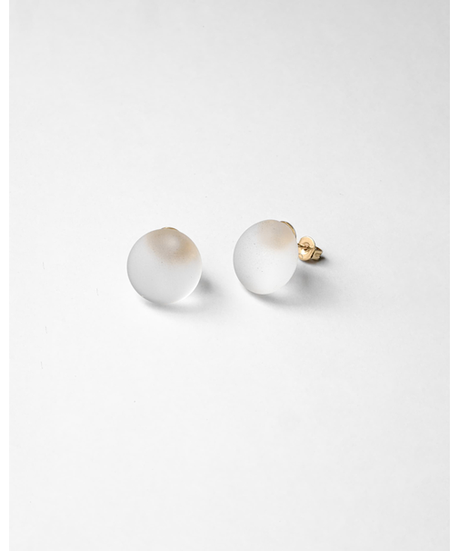ピアス マユ
