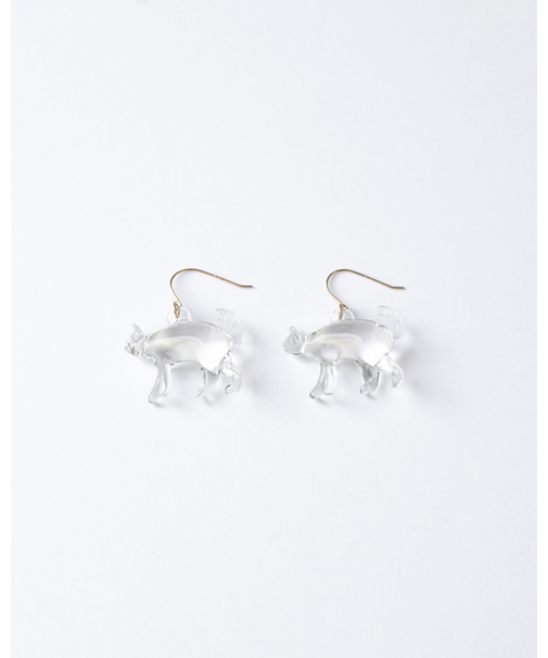 ピアス ネコ walking