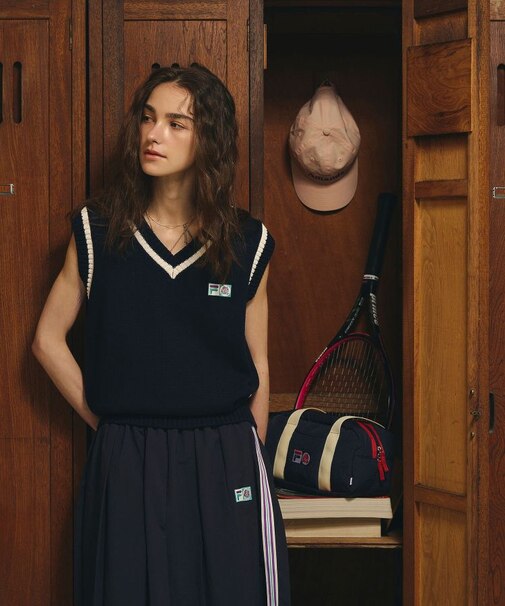 FILAⅹROSEBUD V-NECK VEST