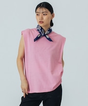 SHOULDER TUCKED SLEEVELESS TEE