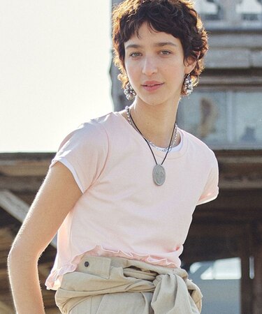 FRILL HEM TOP