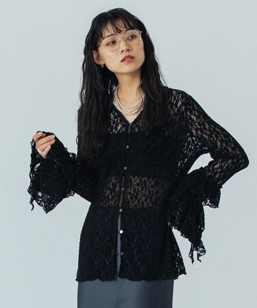 LACE L/S TOP