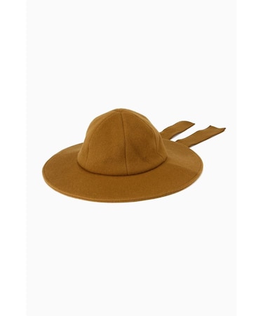 LA MASION DE LYLLIS HAT