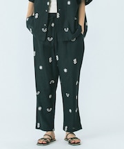 EMBROIDERED PANTS