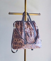 CONTROL FREAK NYLON 3WAY SQUARE TOTE LEOPARD