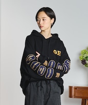 EMBROIDERY HOODED SWEAT