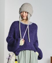 CHUNKY SWEATER