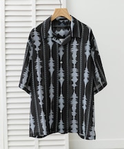 デジタルストライププリント半袖シャツ