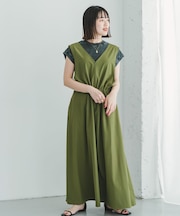 ストレッチジャンパースカート