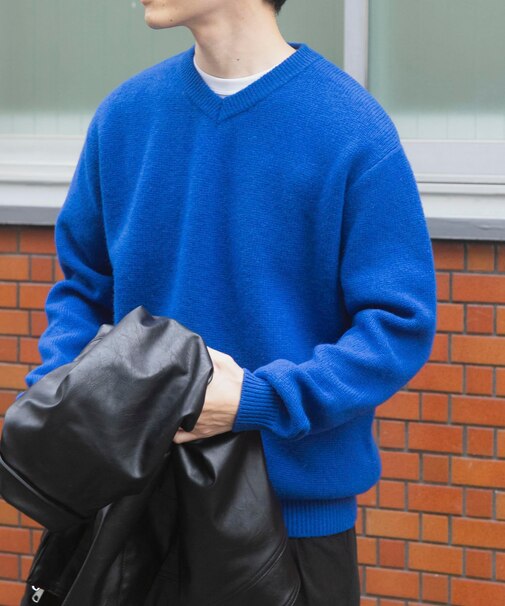 タスマニア メリノウール100 Vネックニット