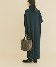 タートルネックニットワンピース