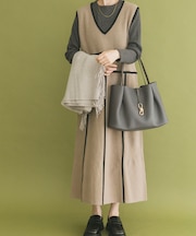 パイピングニットジャンパースカート