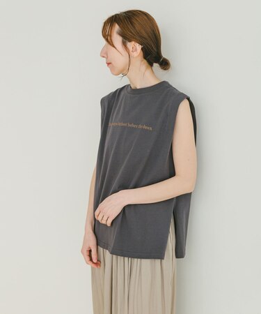 ショルダータックロゴTシャツ