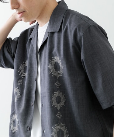 モチーフ刺繍ドライタッチ 半袖シャツ