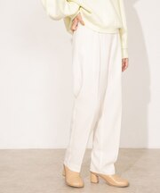 illi　ワンタックセンタープレスパンツ