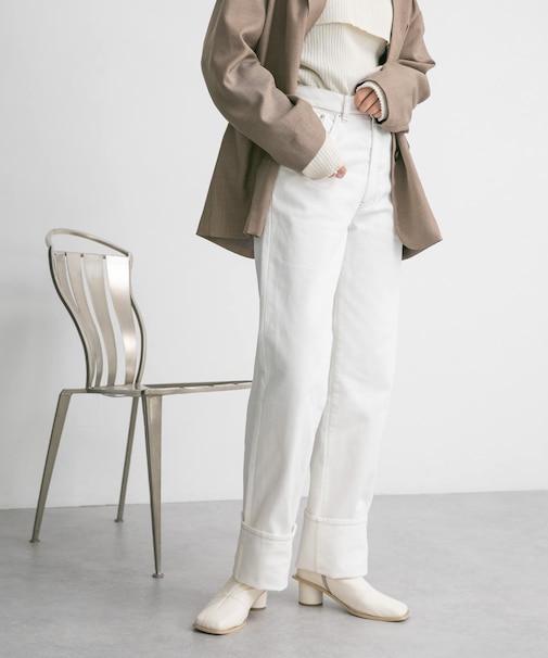 ターンアップストレートデニム