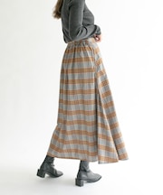 チェック柄フレアロングスカート