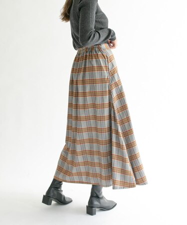 チェック柄フレアロングスカート