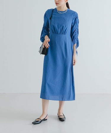 LA MAISON ギャザースリーブワンピース
