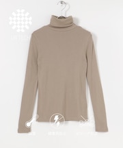 『UR TECH』タートルネックロングTシャツ