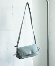 ナイロンフラップショルダーバッグ