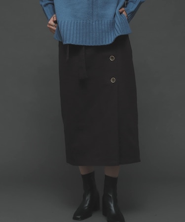 ボタンディテールアイラインスカート