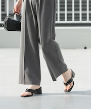 パテッドトングヒールサンダル