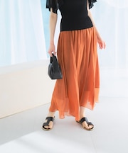 グロッシーギャザーフレアスカート