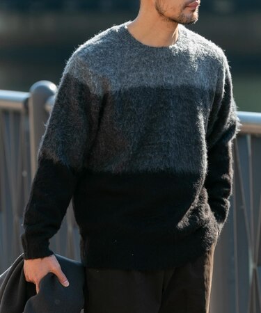 グラデーションシャギーニット