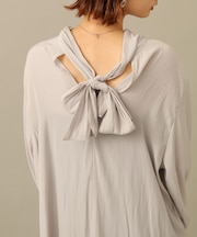 バックタイチュニックブラウス
