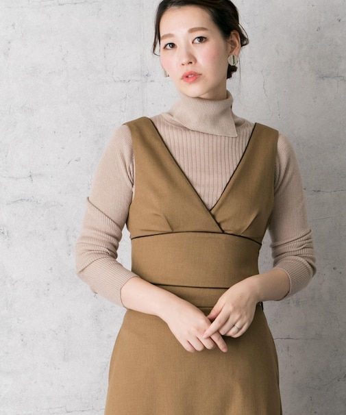 Vネックビスチェ∴