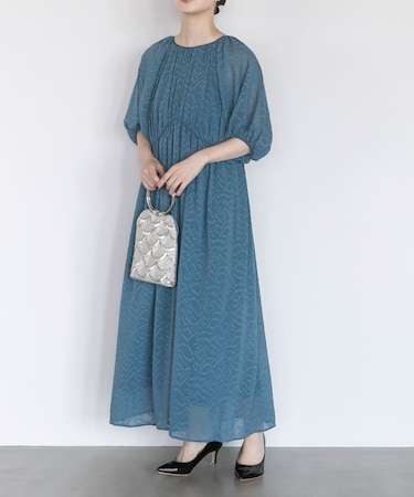 ジャガードギャザーパフドレス