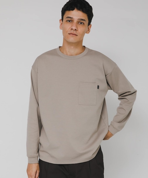 ポンチポケット付ロングスリーブTシャツ