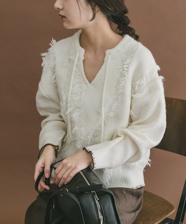 デザインスキッパーニット