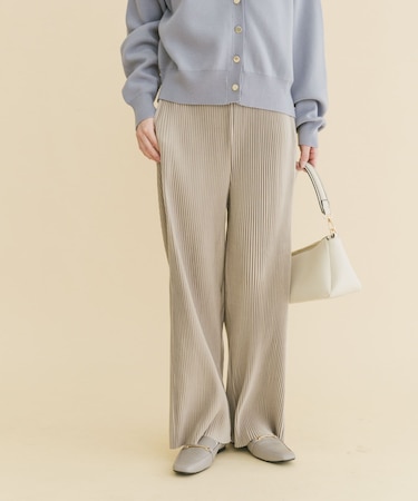 プリーツシャーリングパンツ