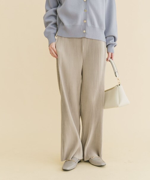 プリーツシャーリングパンツ