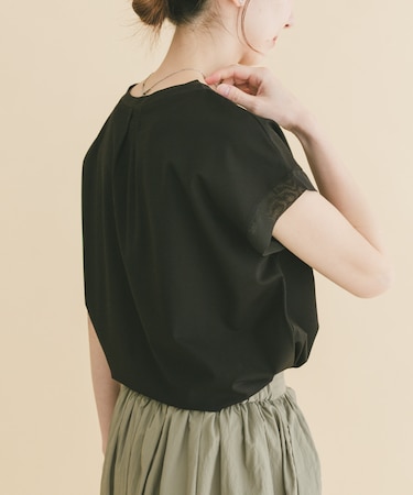 バックタックフレンチプルオーバー