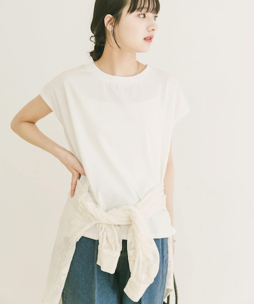 クルーネックノースリTシャツ