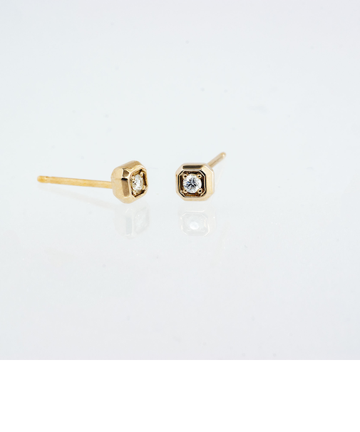 K10ダイヤモンドピアス