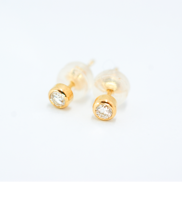 K18 ダイヤモンド ピアス
