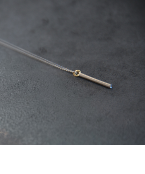 K10WG/K10 ダイヤモンド ペンダント タテ