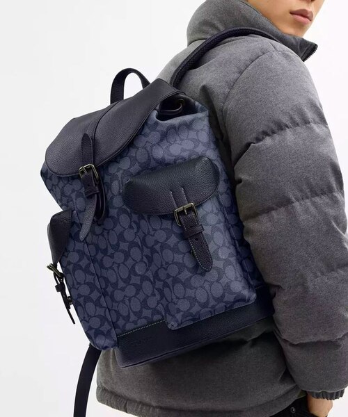 maaa様売約済み　COACH リュック ネイビー キャンバス　シグネチャー COACH OUTLET｜【公式】ワーナー バックパック・シグネチャー