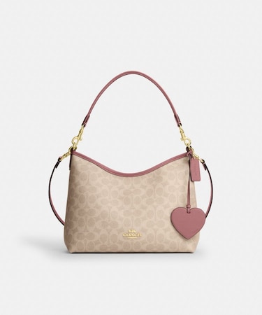 【公式】ローレル ショルダー バッグ・シグネチャー キャンバス・ハート チャーム