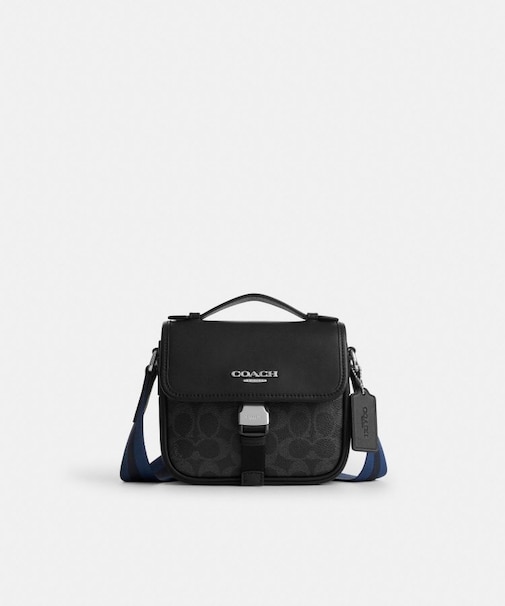 【公式】レーサー クロスボディ バッグ・シグネチャー キャンバス・ヴァーシティ ストライプ ウェビング