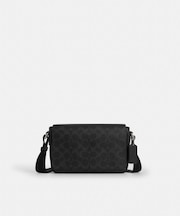 【公式】ジャック スモール フラップ クロスボディ バッグ・シグネチャー キャンバス