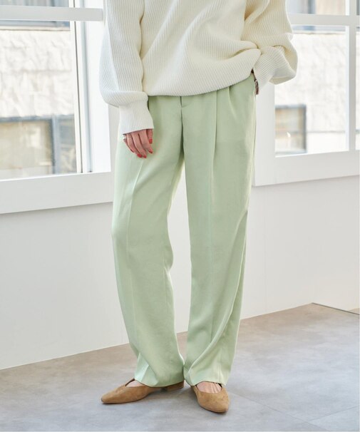 サテンストレートパンツ