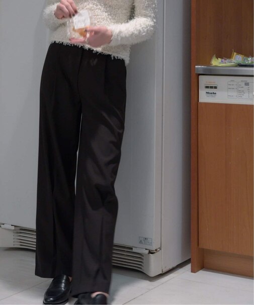 tuck pants